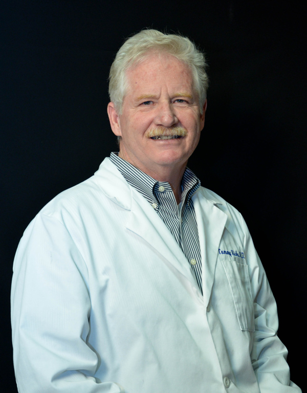 Dr.-Tommy-Hicks